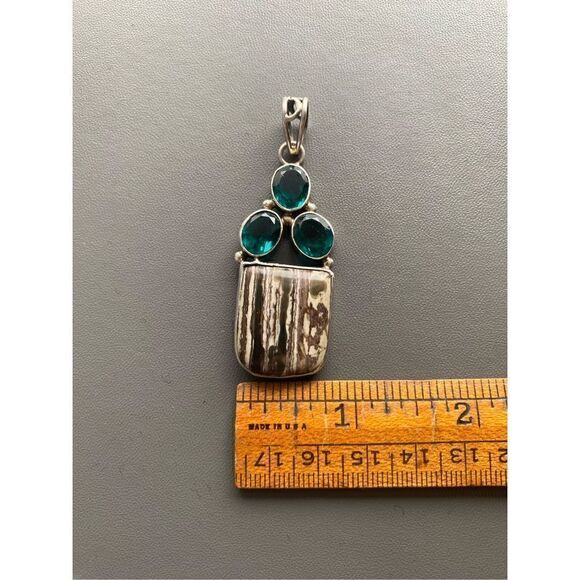 Sterling silver 925 zebra jasper and green CZ pendant necklace - Picture 4 of 7